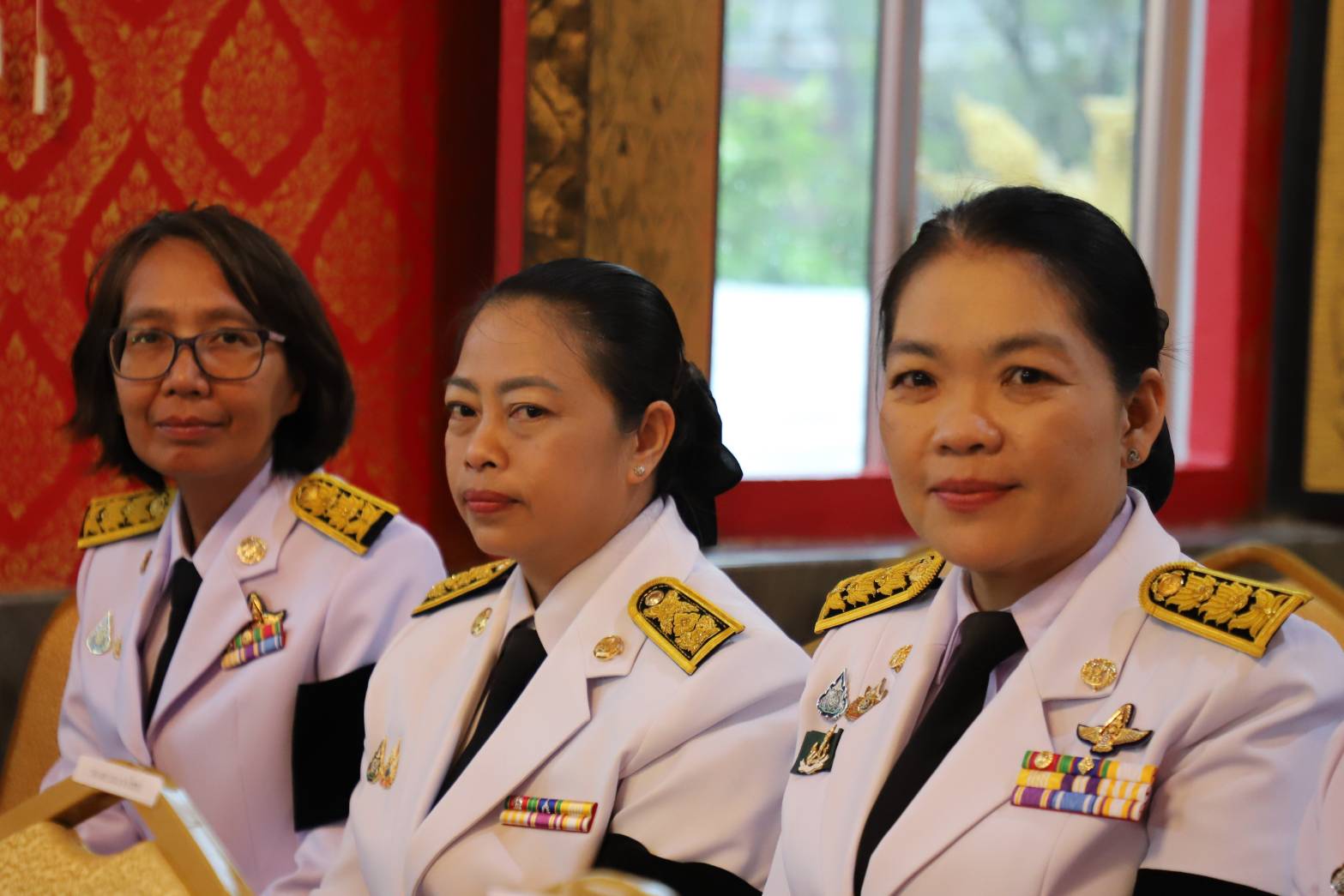 title - ส.ป.ก.ยโสธร เข้าร่วมพิธีบำเพ็ญกุศล ทักษิณานุประทาน อุทิศถวายพระราชกุศล แด่สมเด็จพระนางเจ้าสิริกิติ์ พระบรมราชินีนาถ  พระบรมราชชนนีพันปีหลวง เมื่อเสด็จสวรรคต ครบสัตตมวาร (ครบ 7 วัน)